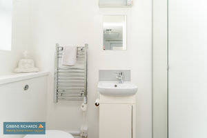 Photo 25- click for photo gallery